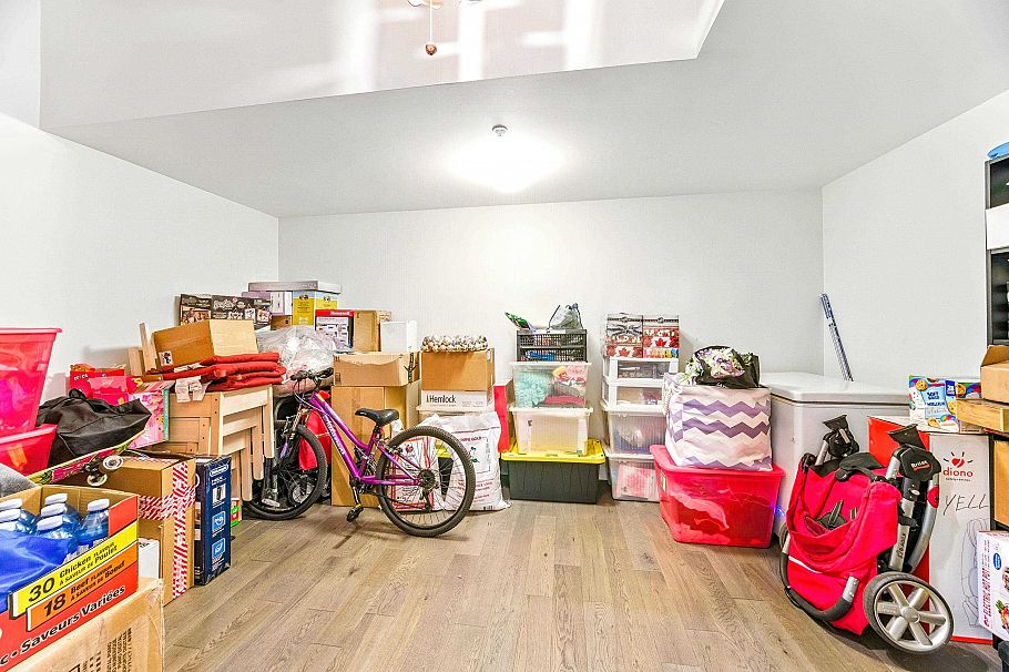 276 W 62nd Avenue Vancouver, BC - 10