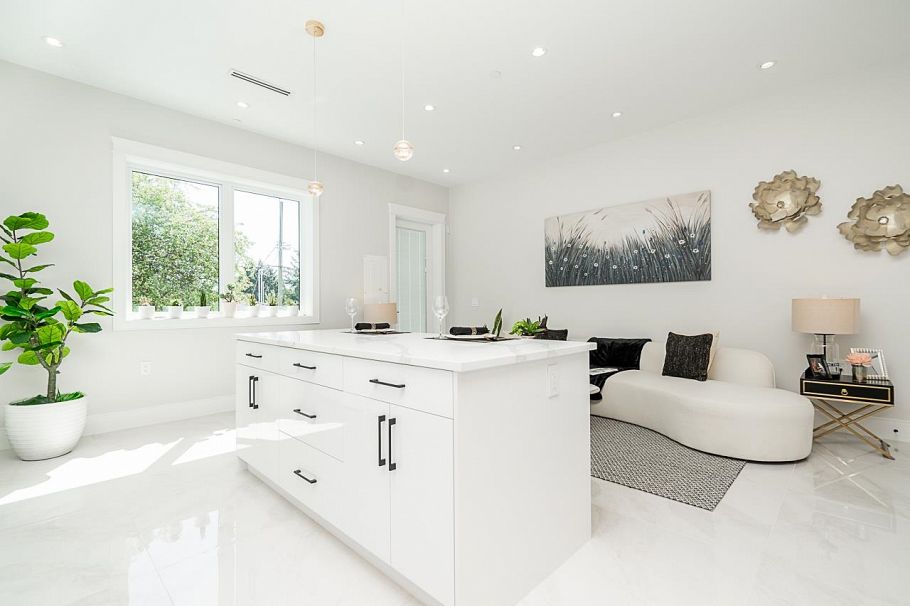 2356 West 16th Avenue Vancouver, BC - 14