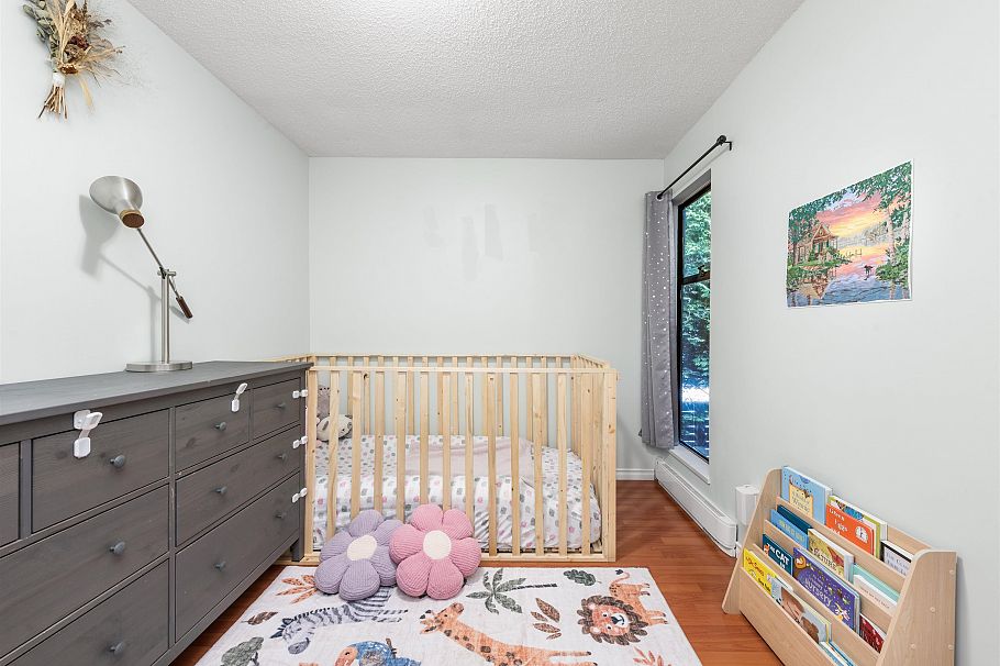 1 719 E 31st Avenue Vancouver, BC - 13