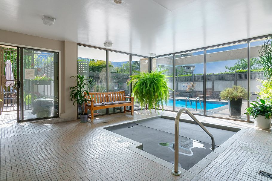 303 444 Lonsdale Avenue North Vancouver, BC - 27