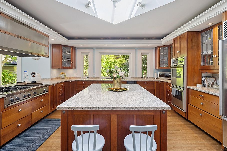 4051 Marguerite Street Vancouver, BC - 16