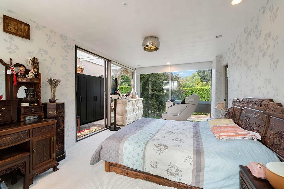 1919 W 57th Avenue Vancouver, BC - 12