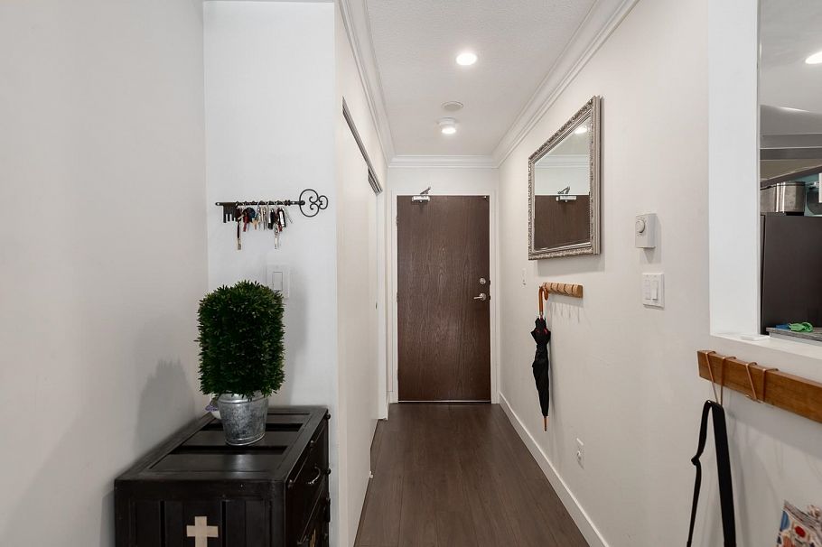 304 1352 W 10th Avenue Vancouver, BC - 3