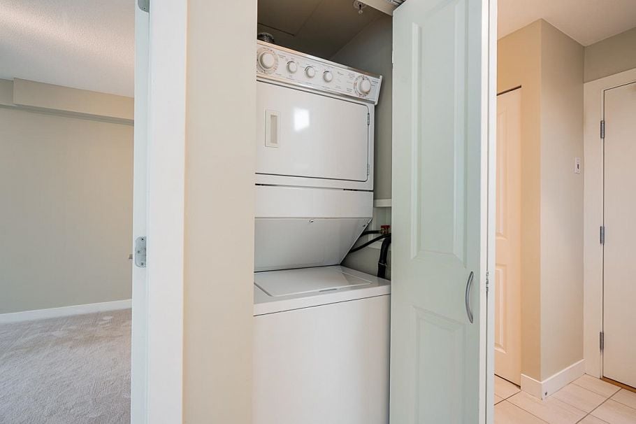 309 5380 Oben Street Vancouver, BC - 24