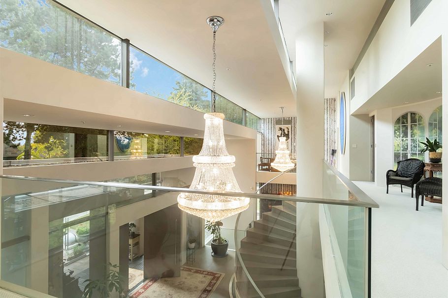 1919 W 57th Avenue Vancouver, BC - 4