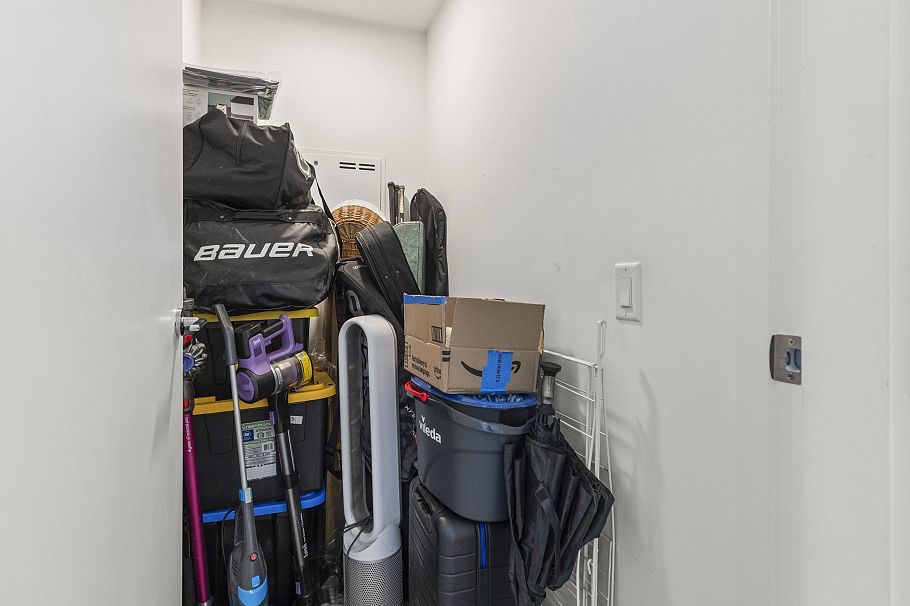 312 747 E 3rd Street North Vancouver, BC - 26