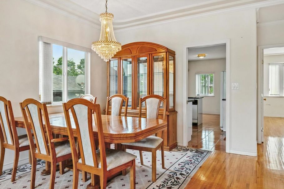 3056 Adanac Street Vancouver, BC - 5