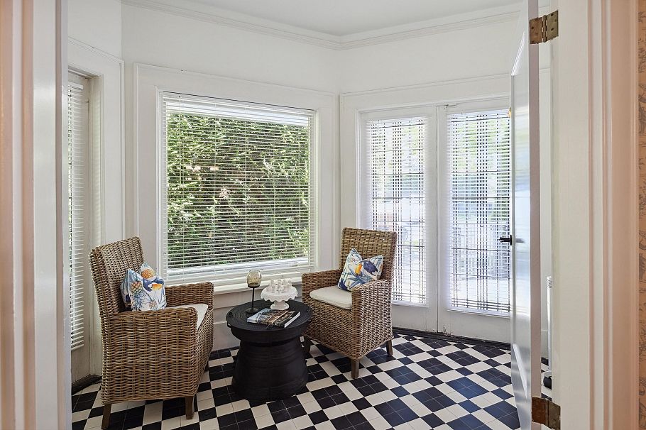 4051 Marguerite Street Vancouver, BC - 13