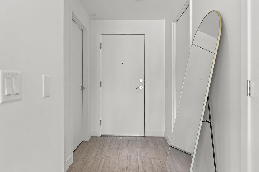 312 747 E 3rd Street North Vancouver, BC - 27