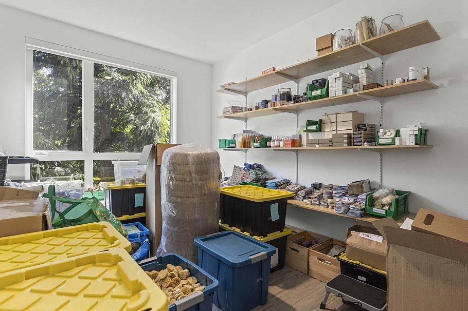 312 747 E 3rd Street North Vancouver, BC - 25