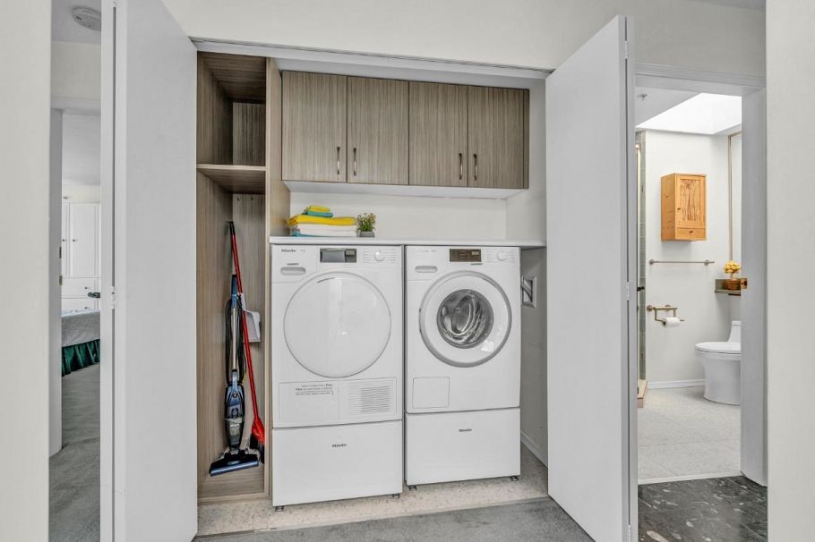 PH21 2175 W 3rd Avenue Vancouver, BC - 27