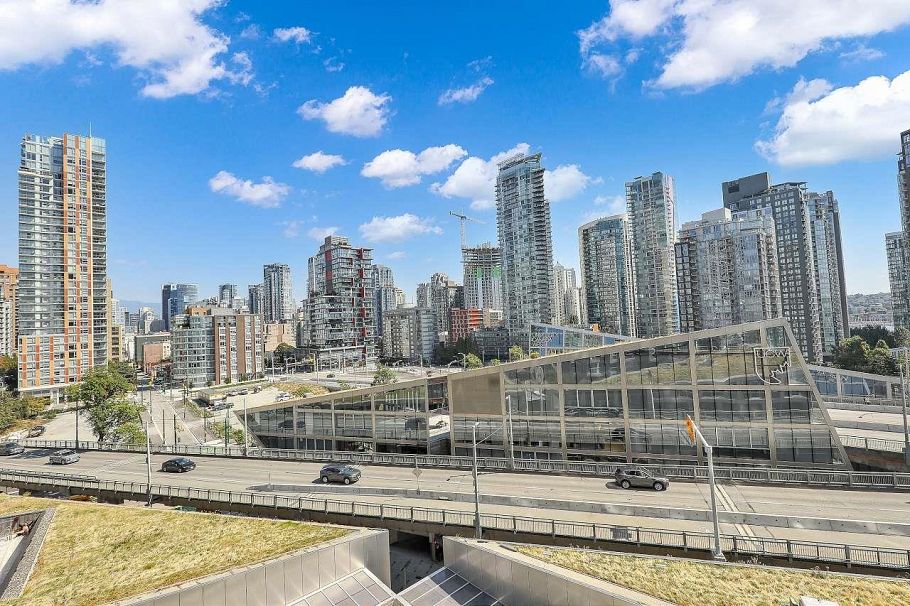 1501 1480 Howe Street Vancouver, BC - 22