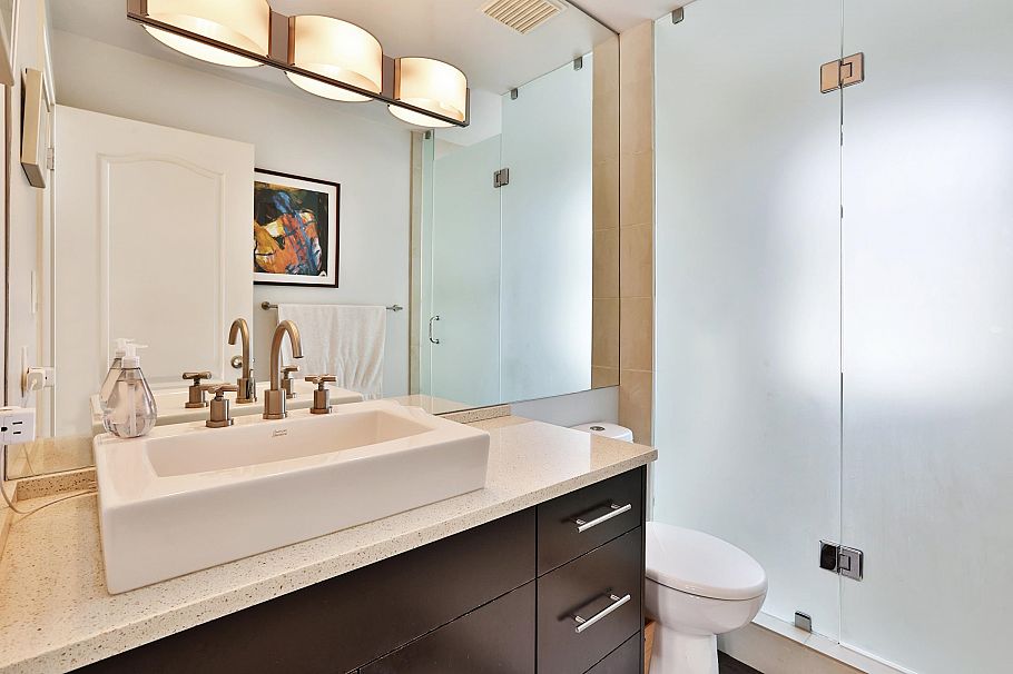 2610 Point Grey Road Vancouver, BC - 11