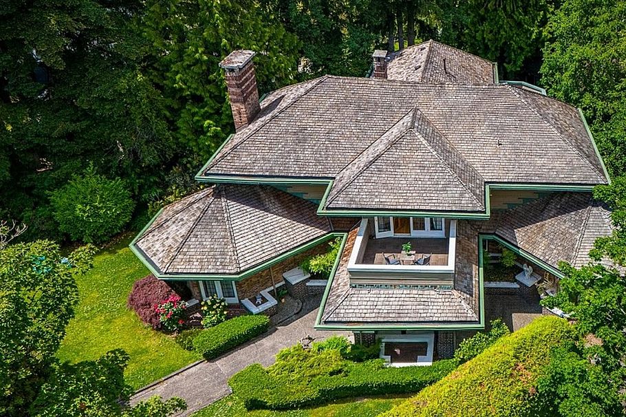 4051 Marguerite Street Vancouver, BC - 37