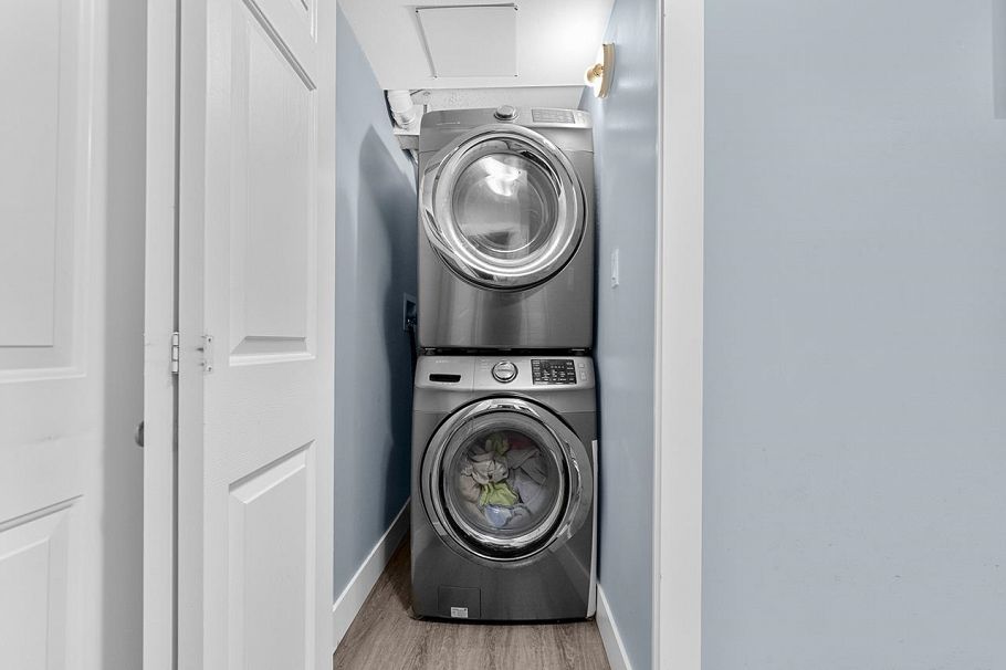 211 5818 Lincoln Street Vancouver, BC - 18