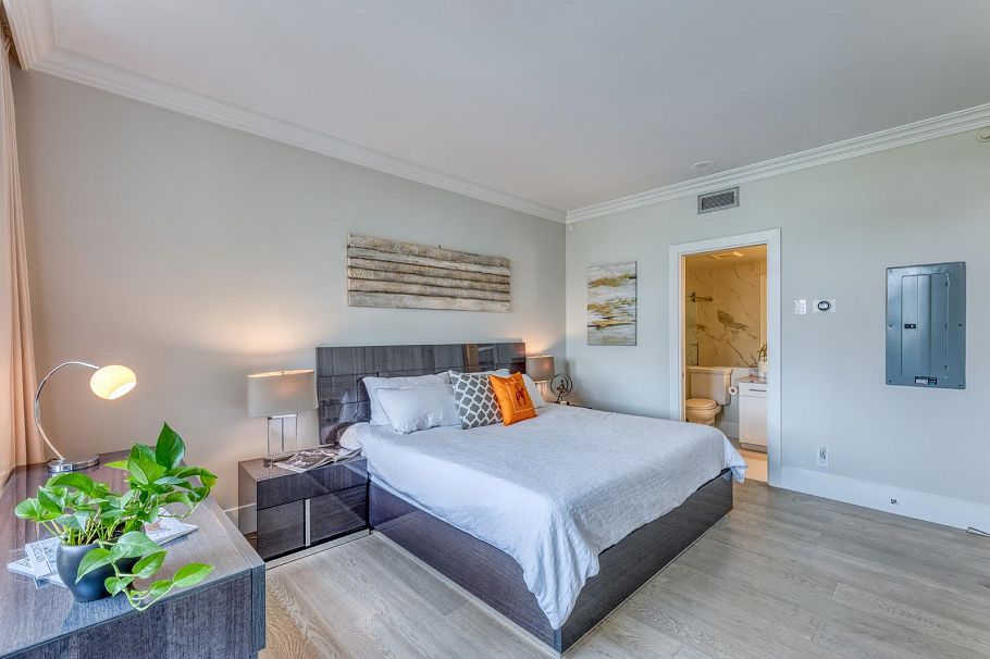 110 1328 Marinaside Crescent Vancouver, BC - 25