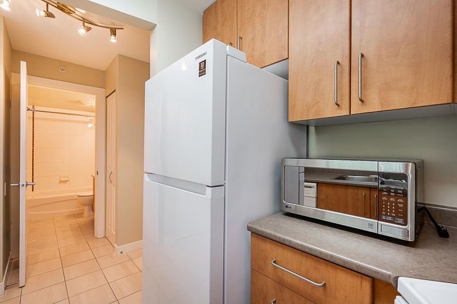 309 5380 Oben Street Vancouver, BC - 16