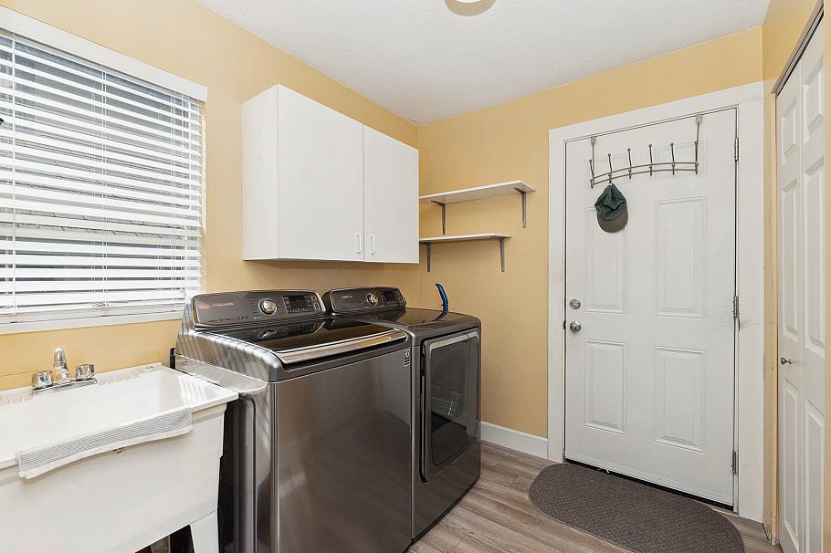 4728 Underwood Avenue North Vancouver, BC - 23