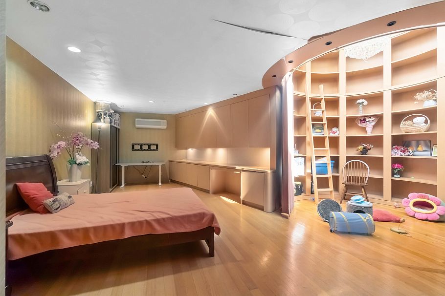 1919 W 57th Avenue Vancouver, BC - 11