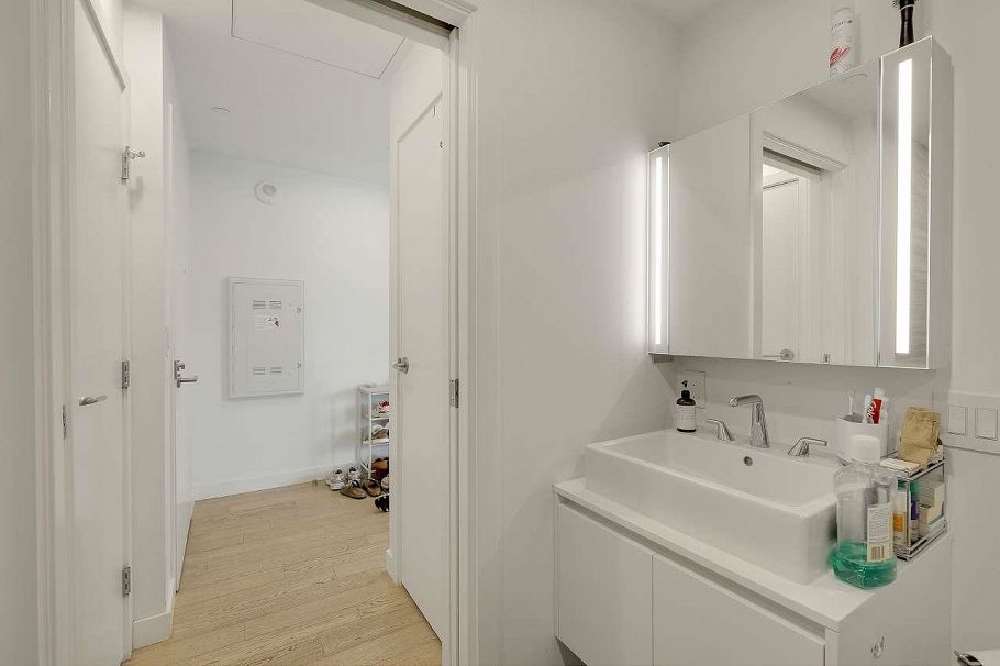 1501 1480 Howe Street Vancouver, BC - 12