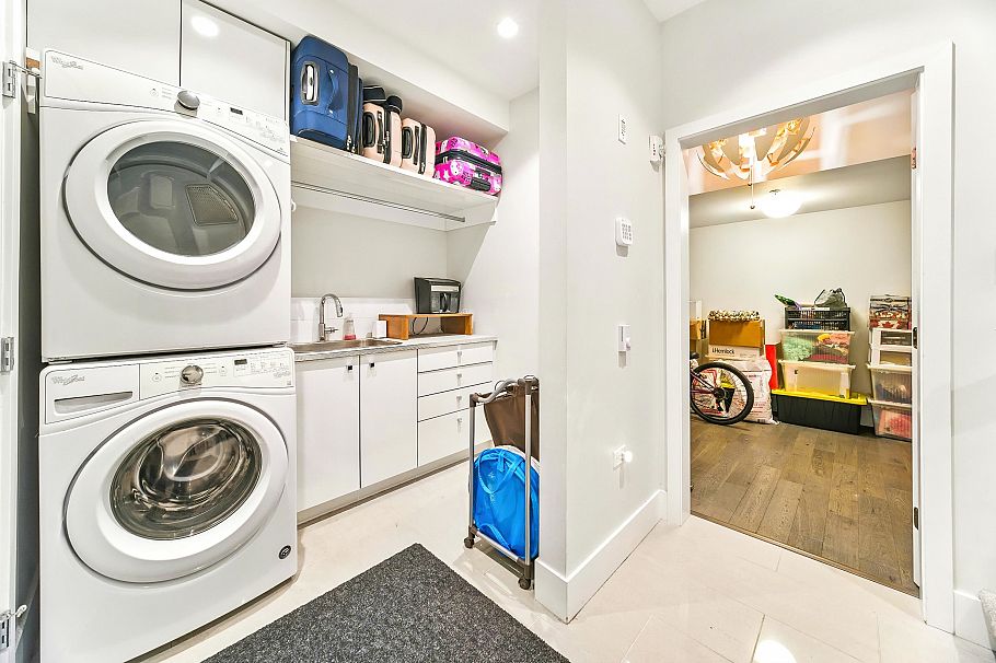 276 W 62nd Avenue Vancouver, BC - 7