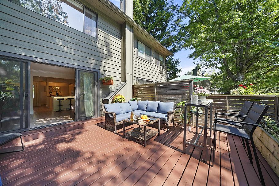 49 1910 Cedar Village Crescent North Vancouver, BC - 13