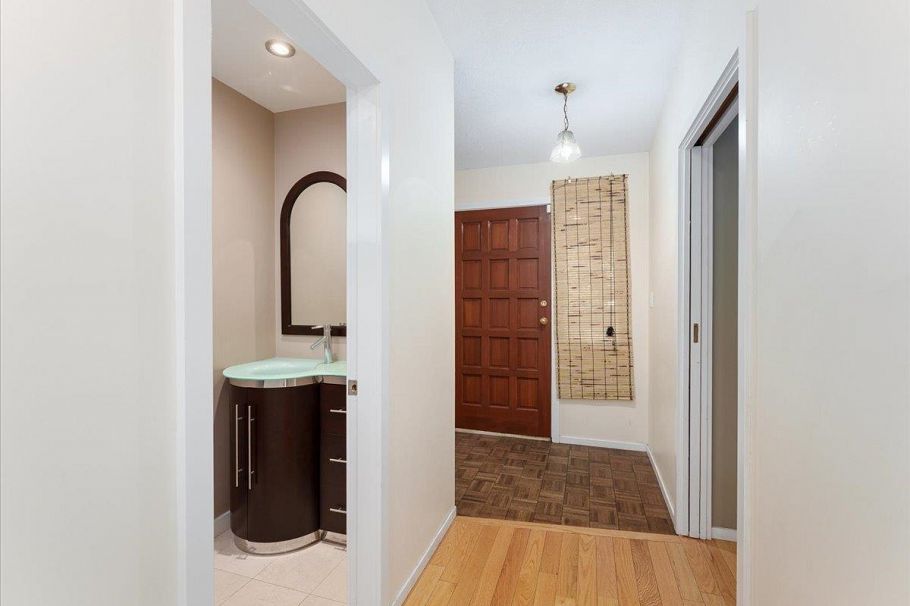 277 E Braemar Road North Vancouver, BC - 22