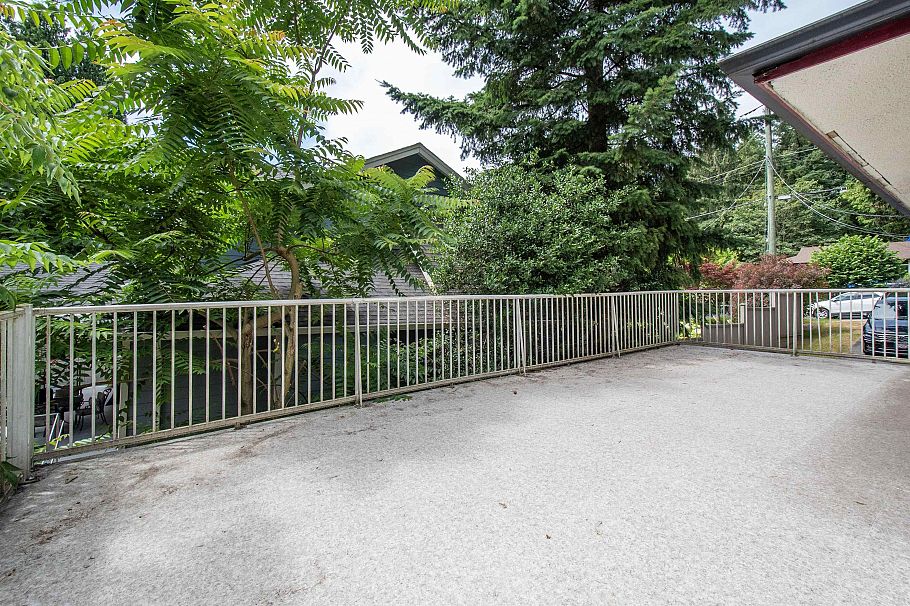 1852 Appin Road North Vancouver, BC - 18