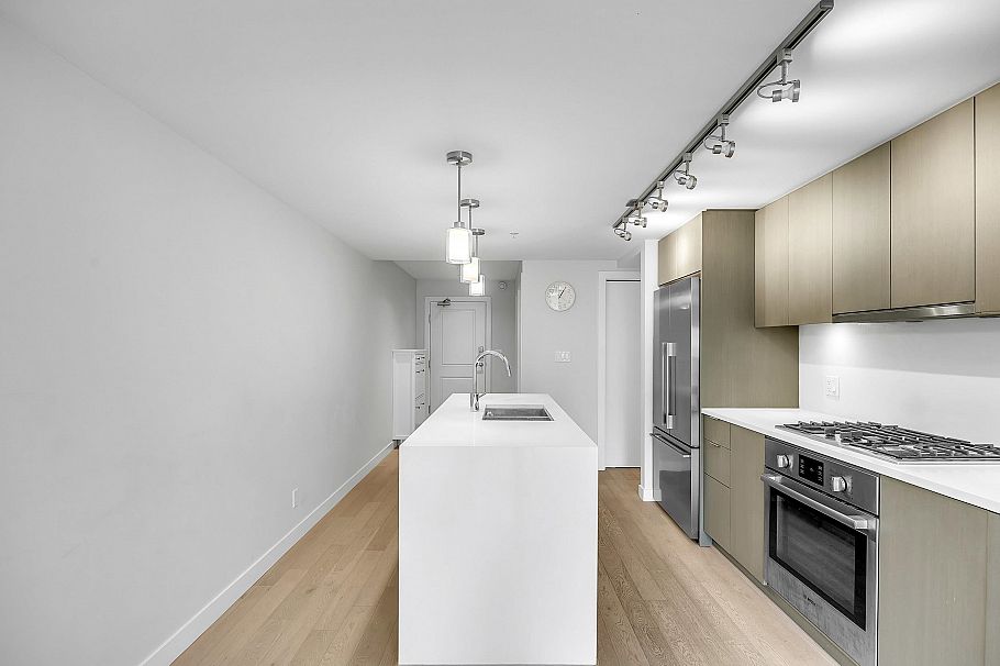 311 5555 Dunbar Street Vancouver, BC - 6
