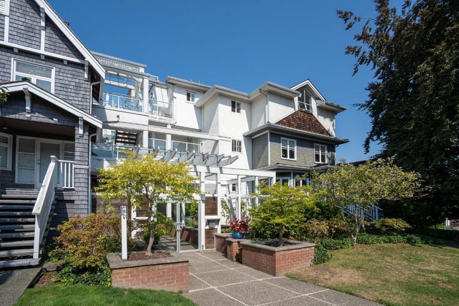 PH21 2175 W 3rd Avenue Vancouver, BC - 17