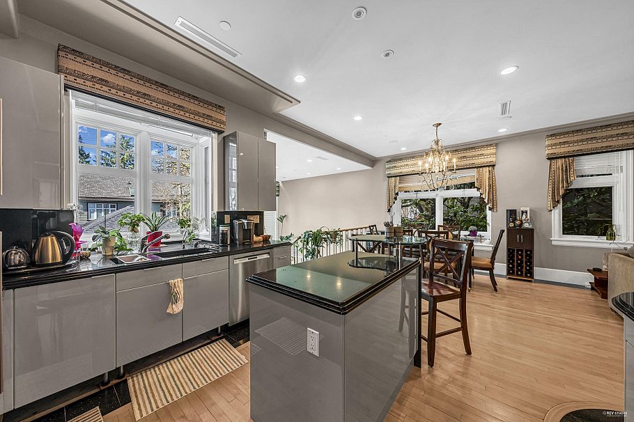 5885 Angus Drive Vancouver, BC - 13