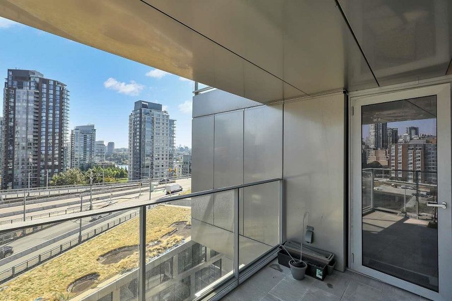 1501 1480 Howe Street Vancouver, BC - 21