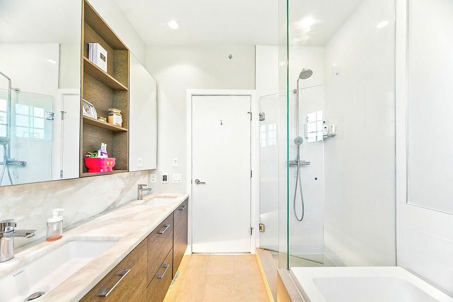 276 W 62nd Avenue Vancouver, BC - 30