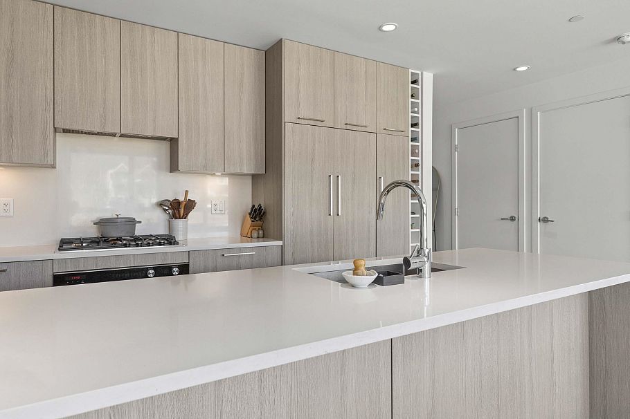 312 747 E 3rd Street North Vancouver, BC - 17