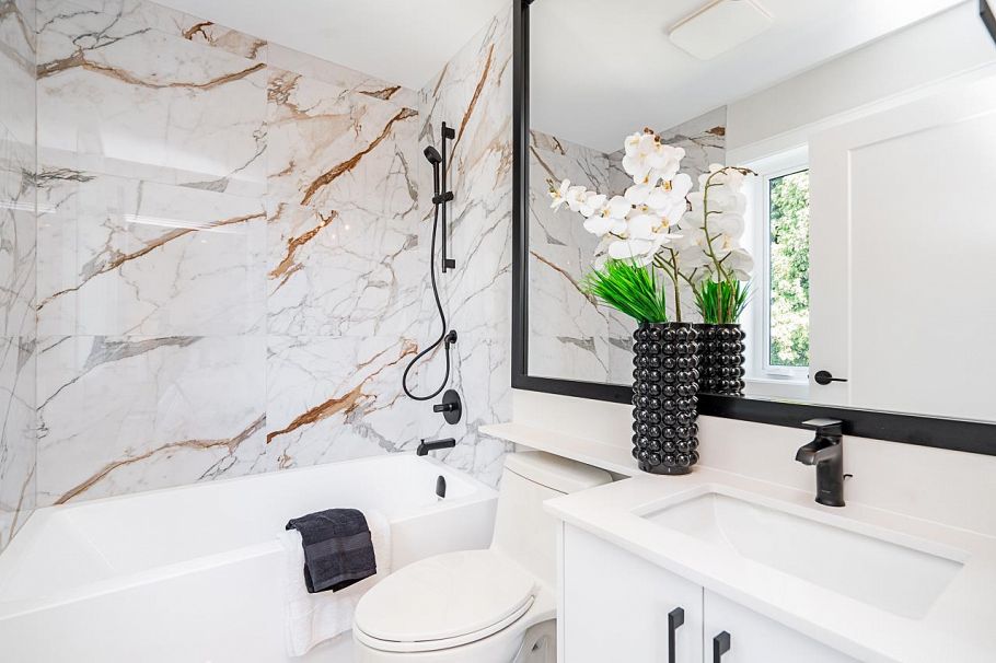 2356 West 16th Avenue Vancouver, BC - 23