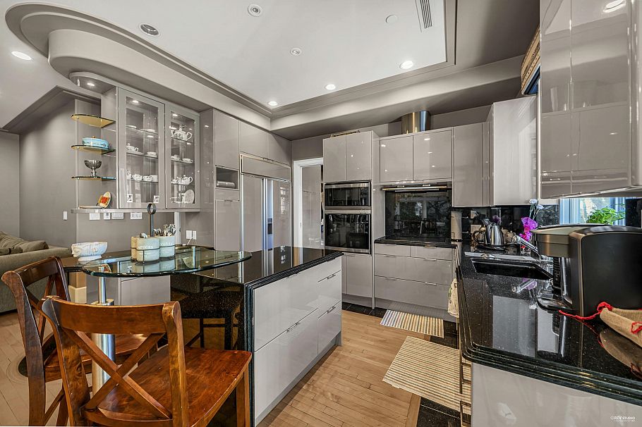 5885 Angus Drive Vancouver, BC - 14