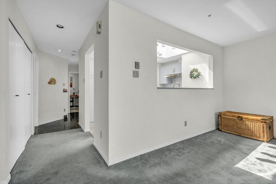 PH21 2175 W 3rd Avenue Vancouver, BC - 20