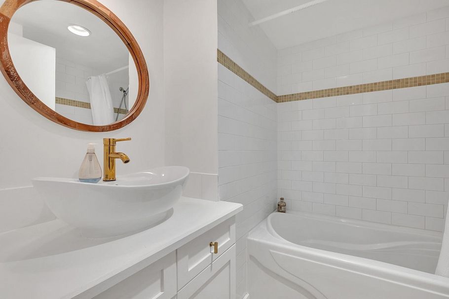 111 2190 W 7 Avenue Vancouver, BC - 20