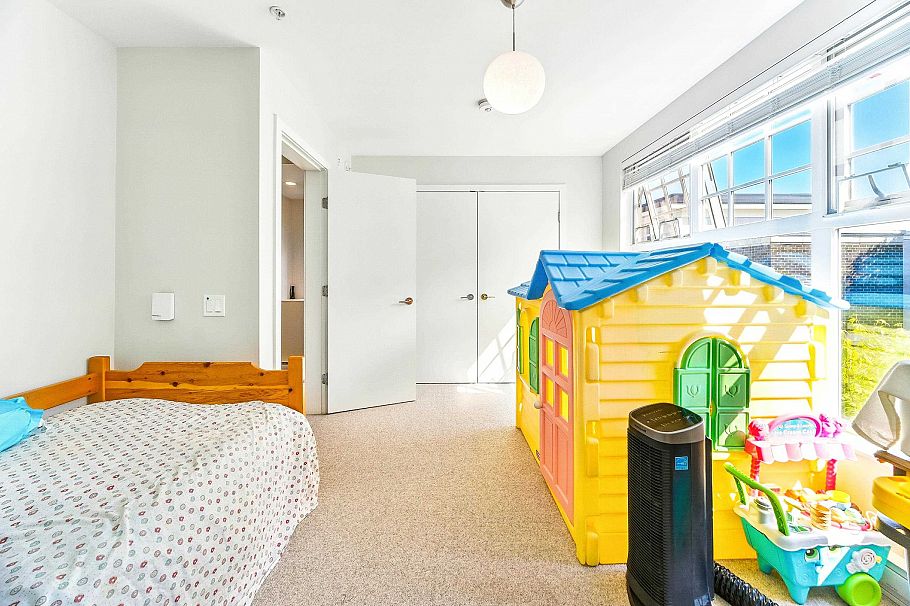 276 W 62nd Avenue Vancouver, BC - 19