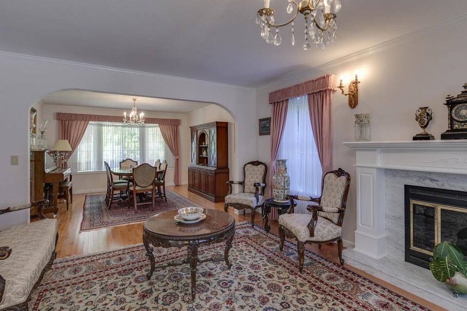 5755 Nancy Greene Way North Vancouver, BC - 16