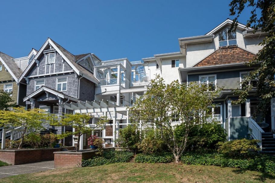 PH21 2175 W 3rd Avenue Vancouver, BC - 1