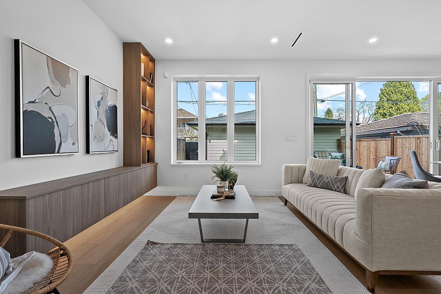 2 2253 Grant Street Vancouver, BC - 4