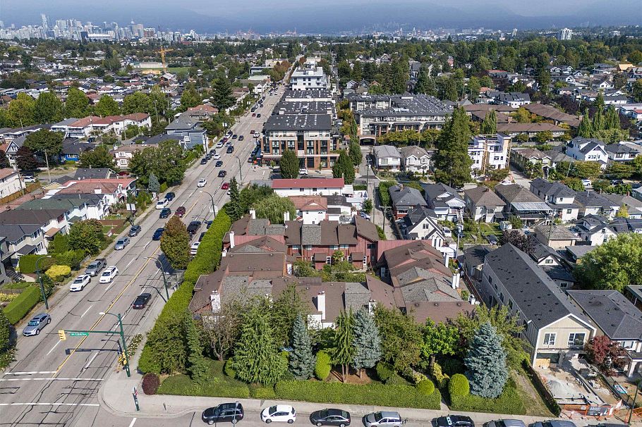 1 719 E 31st Avenue Vancouver, BC - 26