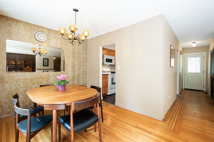 1852 Appin Road North Vancouver, BC - 8