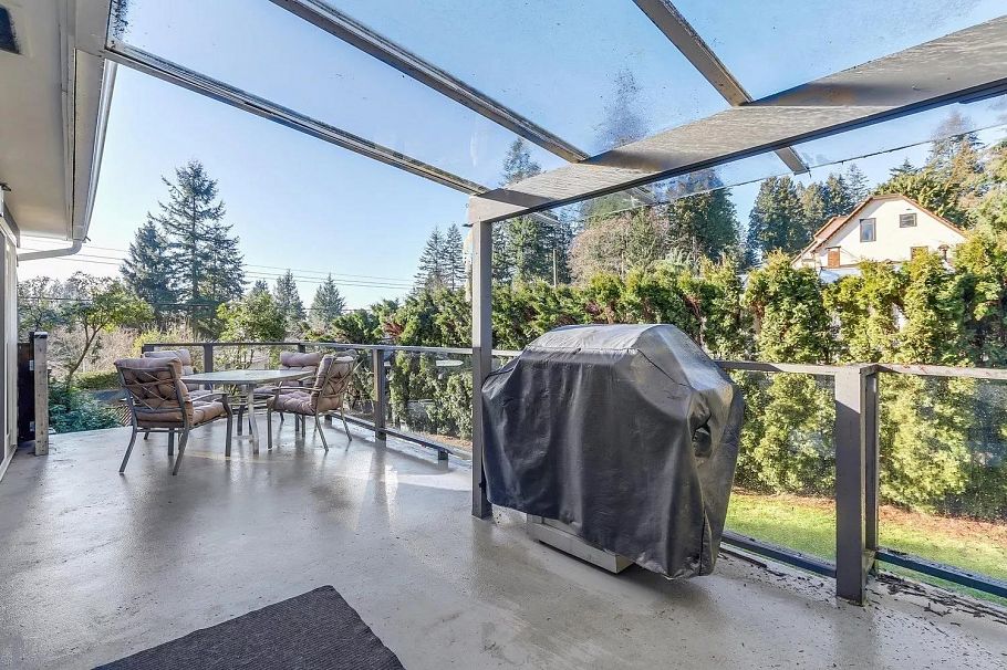 3129 Princess Avenue North Vancouver, BC - 16