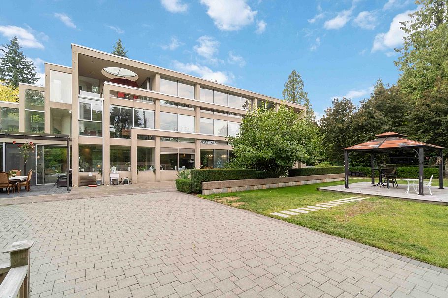 1919 W 57th Avenue Vancouver, BC - 22