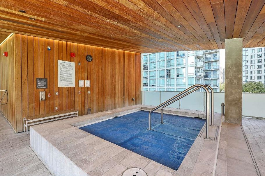 1501 1480 Howe Street Vancouver, BC - 26