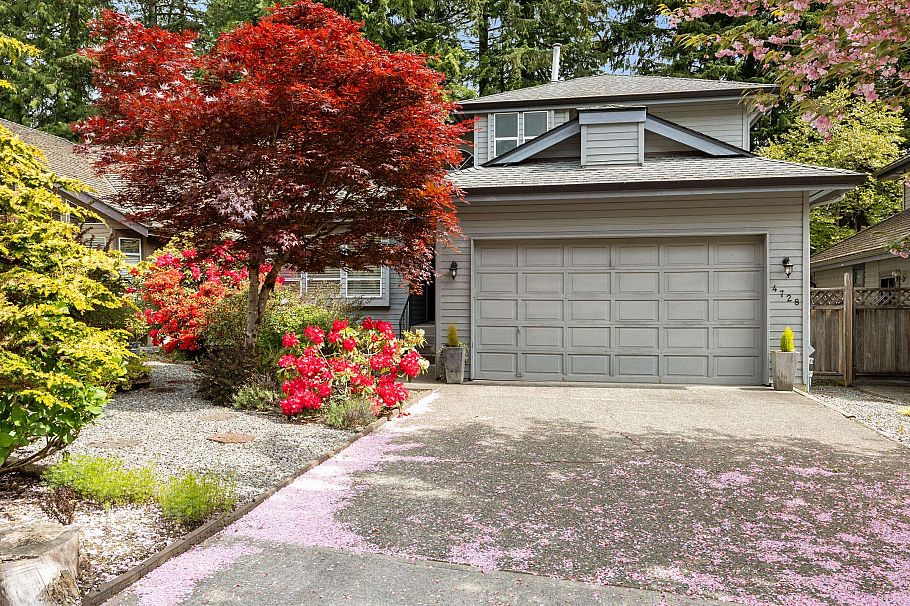 4728 Underwood Avenue North Vancouver, BC - 1
