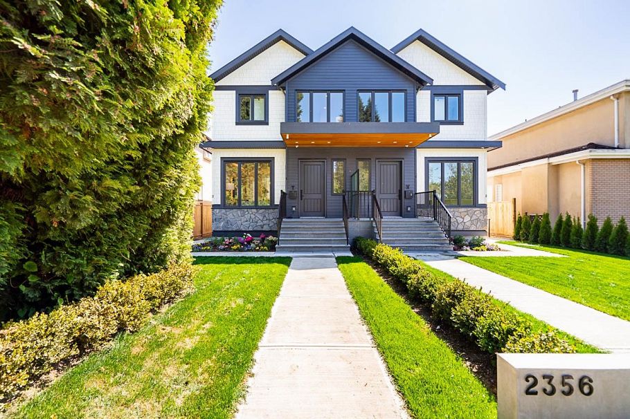 2356 West 16th Avenue Vancouver, BC - 24