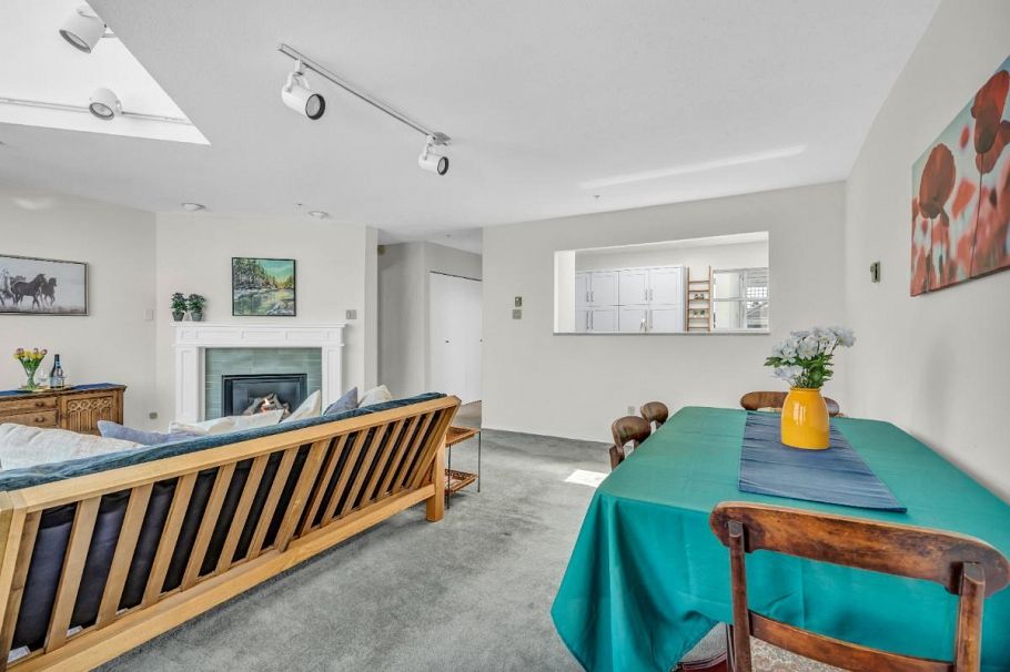 PH21 2175 W 3rd Avenue Vancouver, BC - 4